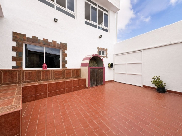 House / detached house en alquiler, Moya